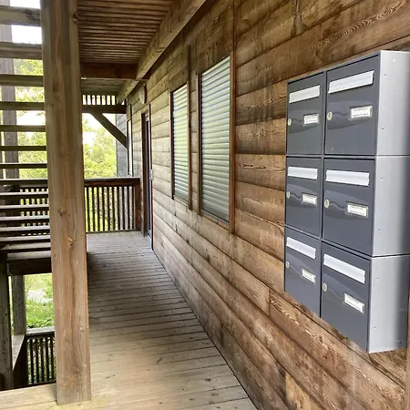 Aiguillon Rdc D Апартаменты *