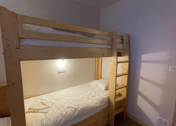 Aiguillon Rdc D Apartment *