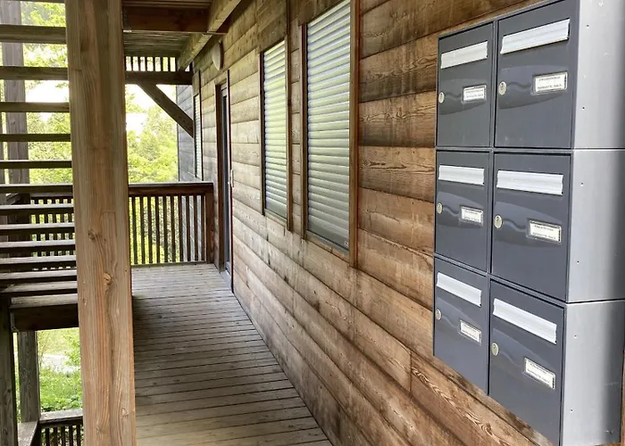 Aiguillon Rdc D Apartment *